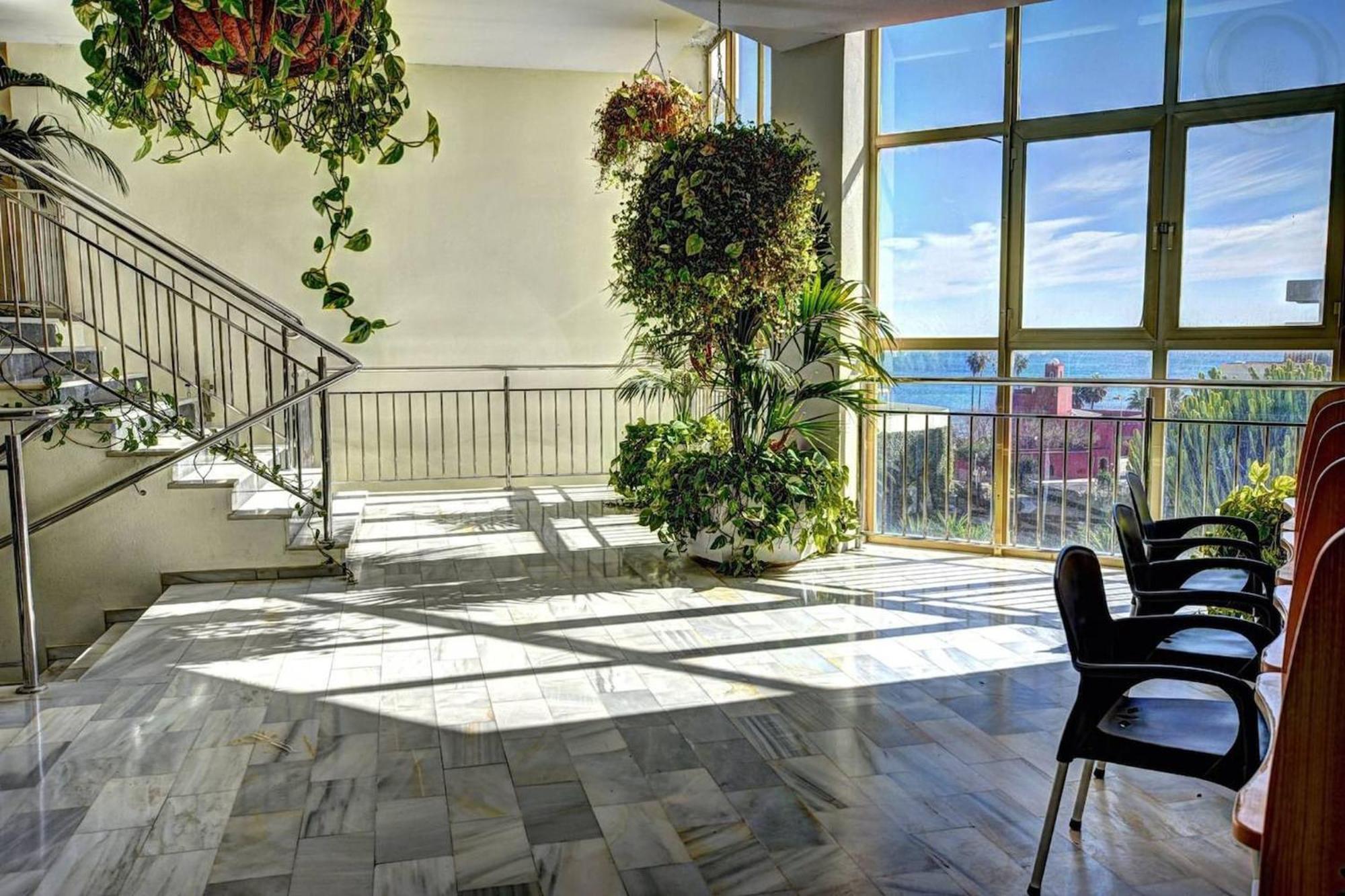 Apartment Benalbeach With Side Sea Views *