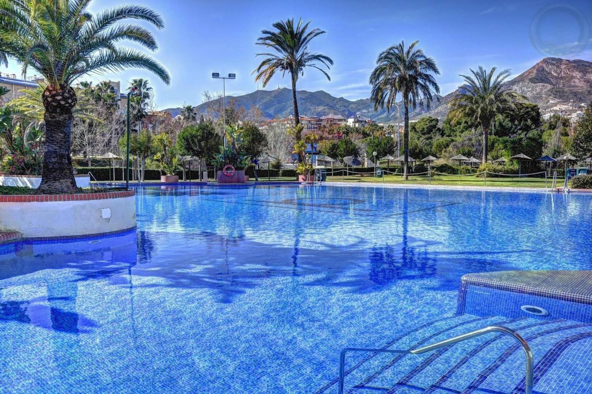 Apartment Benalbeach With Side Sea Views Benalmadena